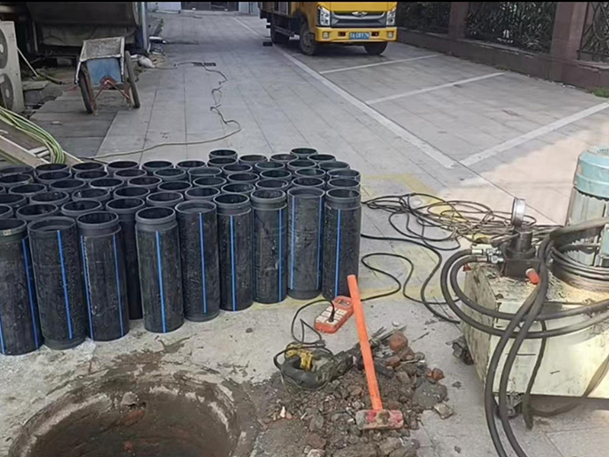 河南PE置换管厂家 DN315置换管 非开挖管短管置换